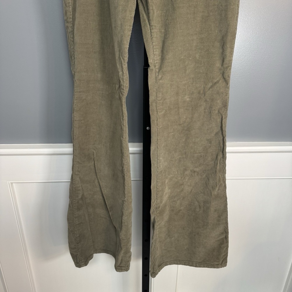 Free People We The Free Jayde Cord Flare Jeans Dried Basil Green 27 - Picture 3 of 13